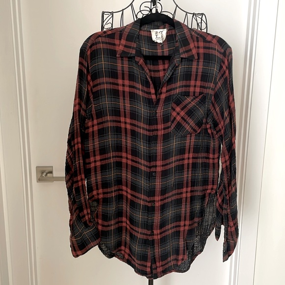 PPLA PLAID HI/LO TOP - Picture 1 of 7